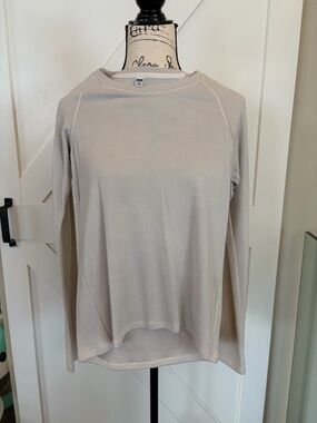 Uniqlo Grey Fleece Long Sleeve Women's Top